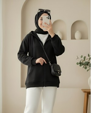 سترة من القطن الممشط بغطاء رأس وسحاب وجيوب -أسود