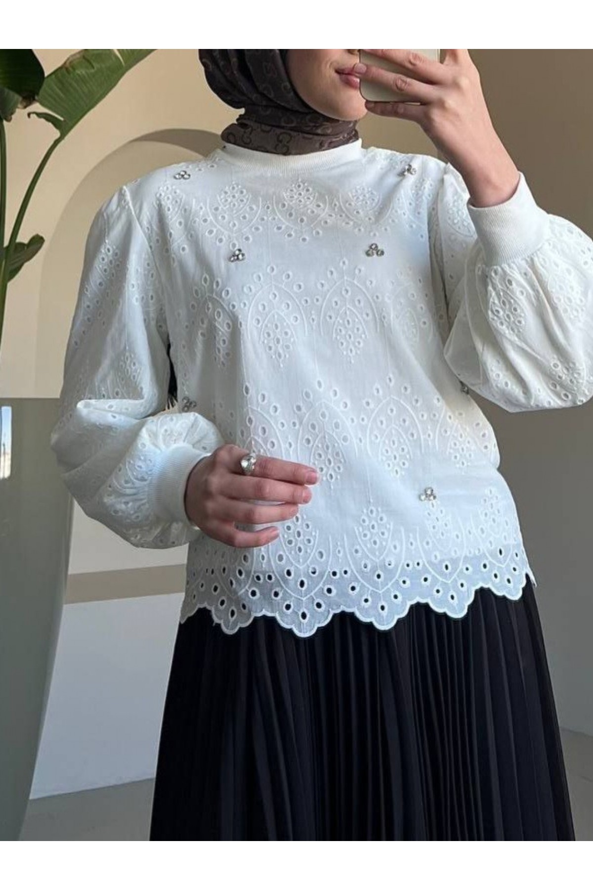 Round Neck Stone Lined Tunic -White