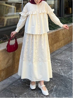 Tek Düğmeli Önü Fırfırlı Taşlı Etekli Takım  -Bej