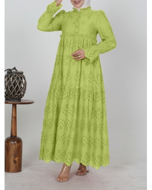 فستان مخرم بطبقات ومبطن بتفاصيل دانتيل -التفاح الأخضر