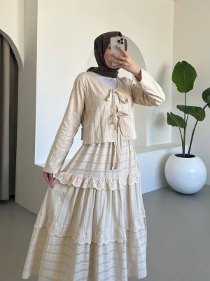 Önü Bağlamalı Fistolu Etekli Takım -Bej