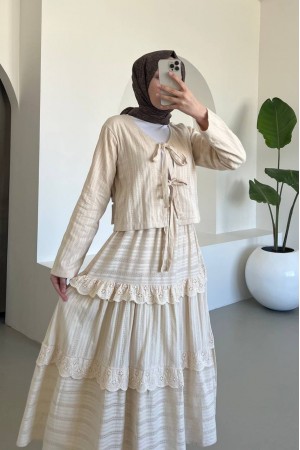 Önü Bağlamalı Fistolu Etekli Takım -Bej