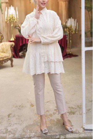 Fırfır Ve Fisto Detaylı İnci Düğmeli Gömlek -Bej