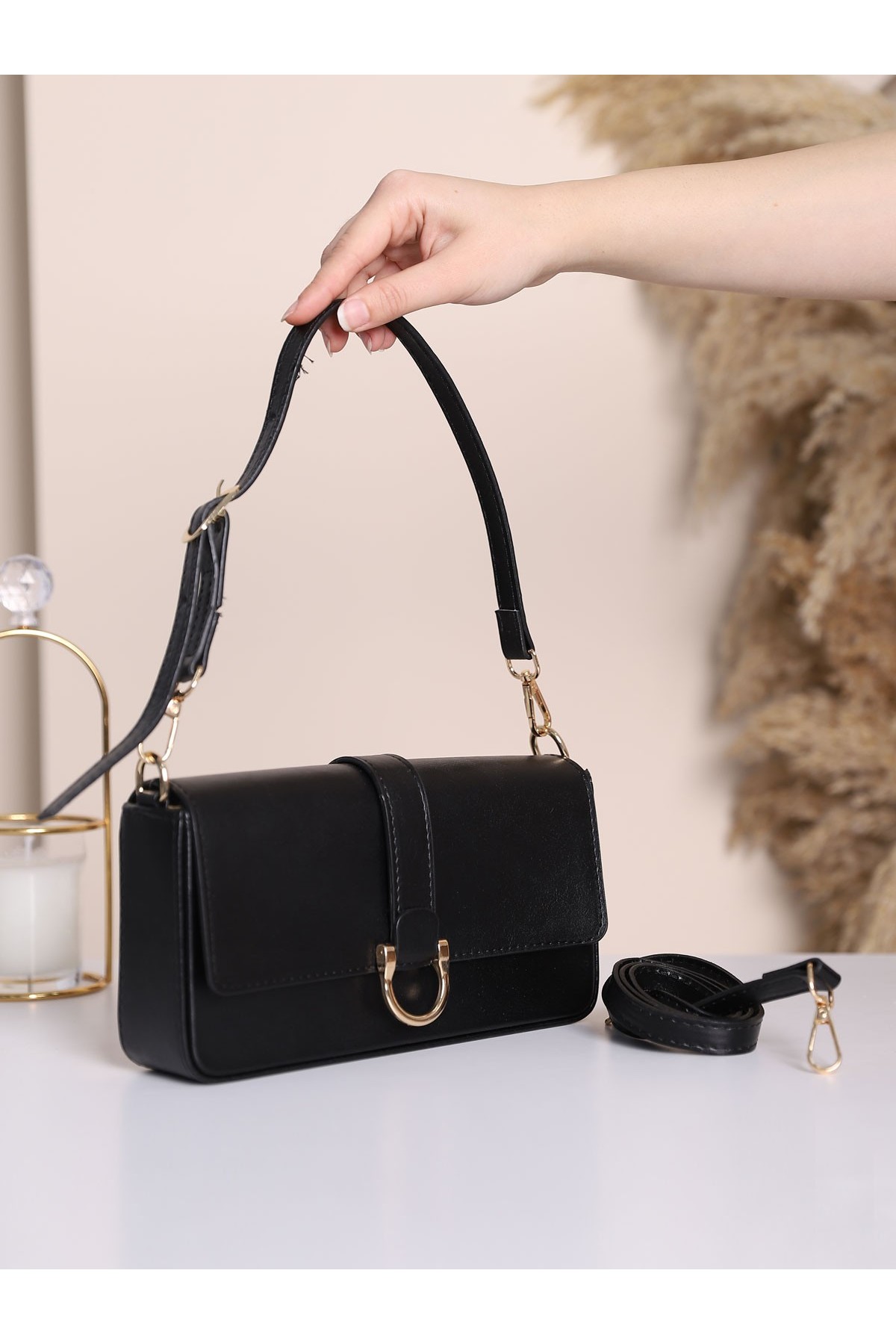 Suspended Magnetic Box Bag -Matte black