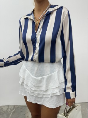 Boydan Düğmeli Arkası Uzun Saten Gömlek  -Laci