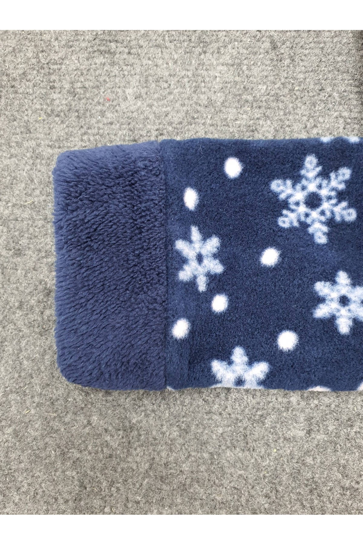 Polarlı Peluşlu Kar Desen Pijama Takım -Laci