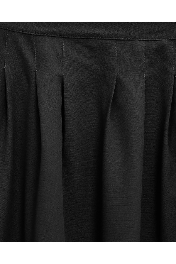 Pleated Crepe Skirt with Zippered Pockets -Black