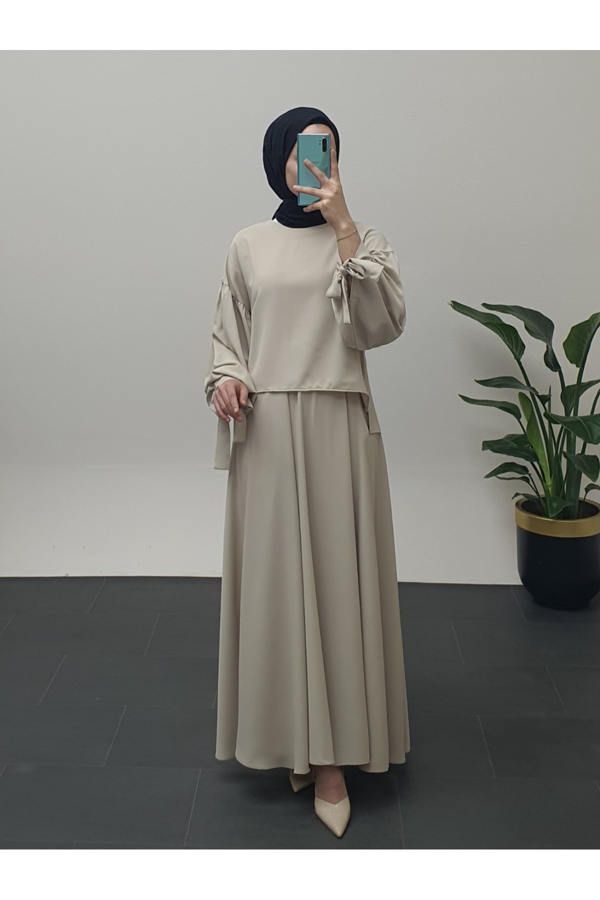 Balloon Skirt Suit with Lace Sleeves - Beige