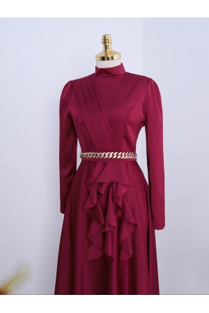 Beli Zincir Detaylı Önü Fırfırlı Saten Abiye -Bordo