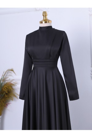 Beli Plise Detaylı Önü Çift Kat Saten Abiye -Siyah