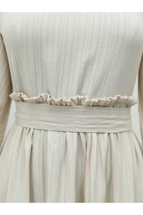Seersucker dress with ruffle collar -Cream color