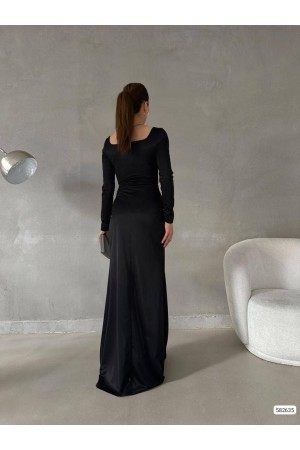 Kare Yaka Derin Yırtmaçlı Saten Elbise -Siyah