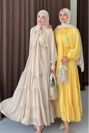 Yakası Fular Detaylı Eteği Parçalı Şifon Elbise -Sarı