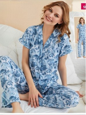 Karışık Yaprak Desenli Viskon Pijama Takımı -Mavi