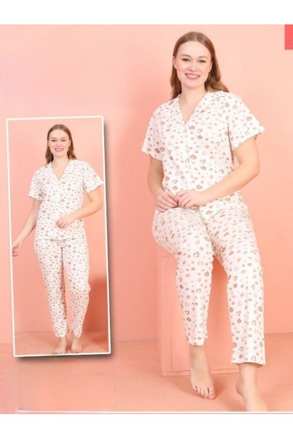 Serpme Çiçekli V Yaka Düğmeli Kısa Kollu Pijama Takımı -Ekru