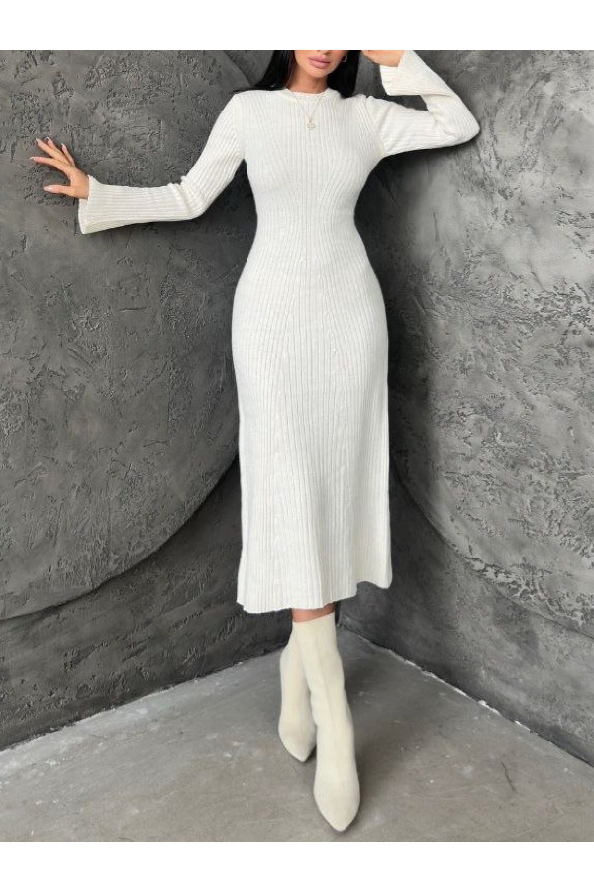 Round Neck Spanish Sleeve Knit Dress -Ecru