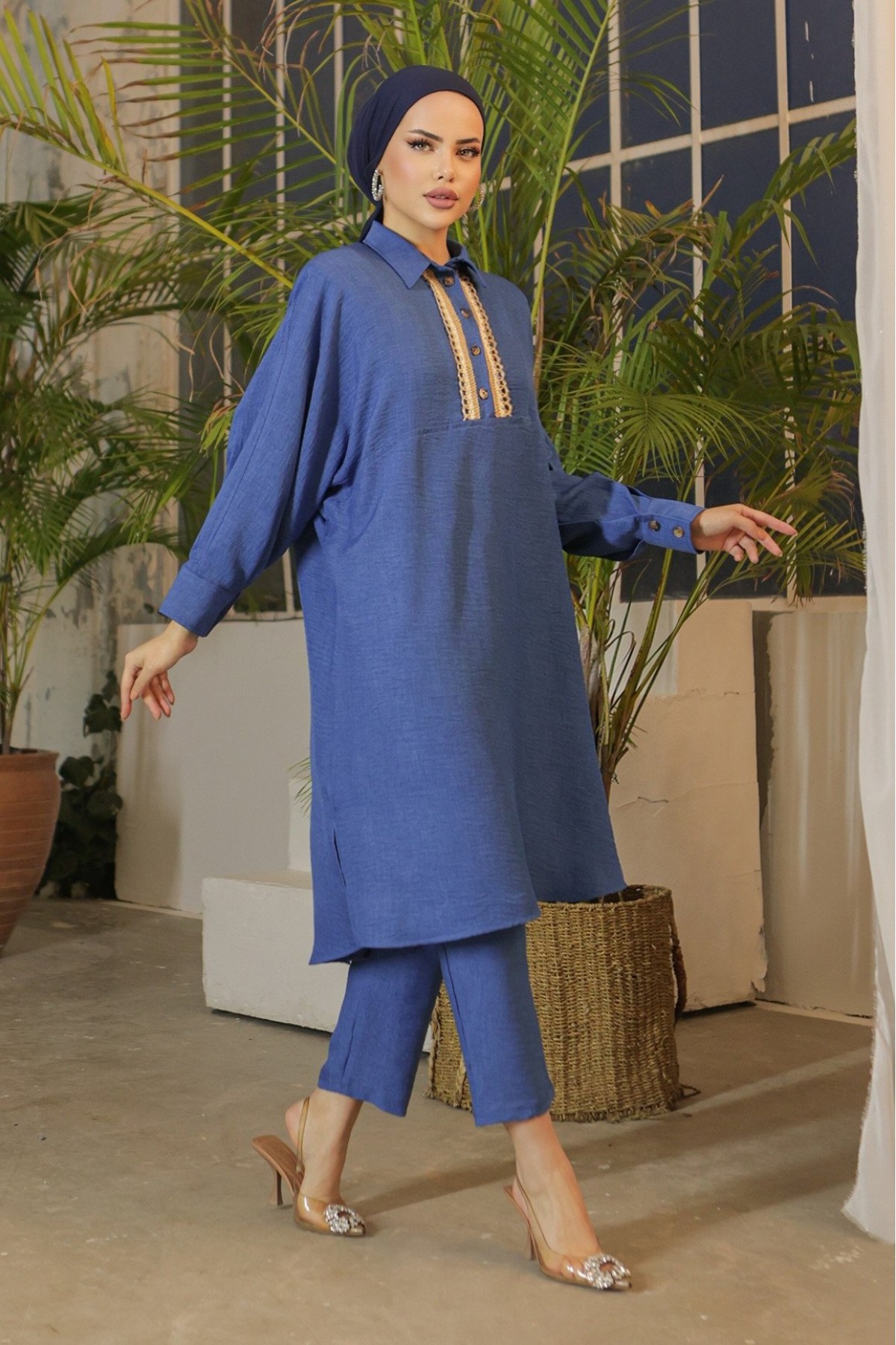 Buttoned Lace Embroidered Casual Linen Tunic -İndigo