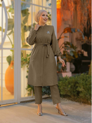 سترة من الكتان بروش -تدرجات البيج