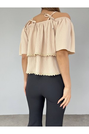 Gül Nakışlı Güpürlü İp Askılı Tişort -Bej