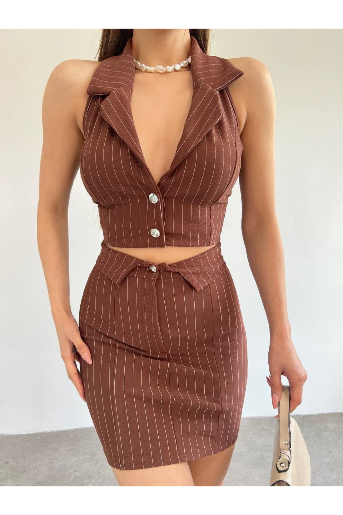 Top Vest Striped Skirt Double Suit -Brown
