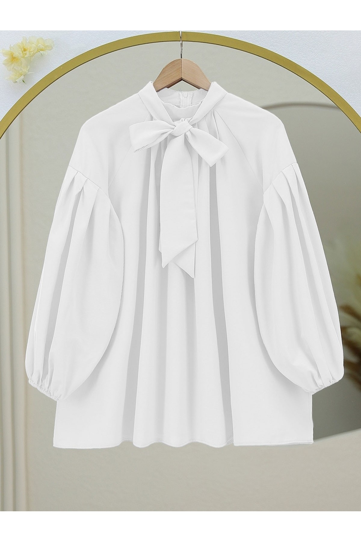 Tunic with Tied Collar and Elastic Sleeves -White