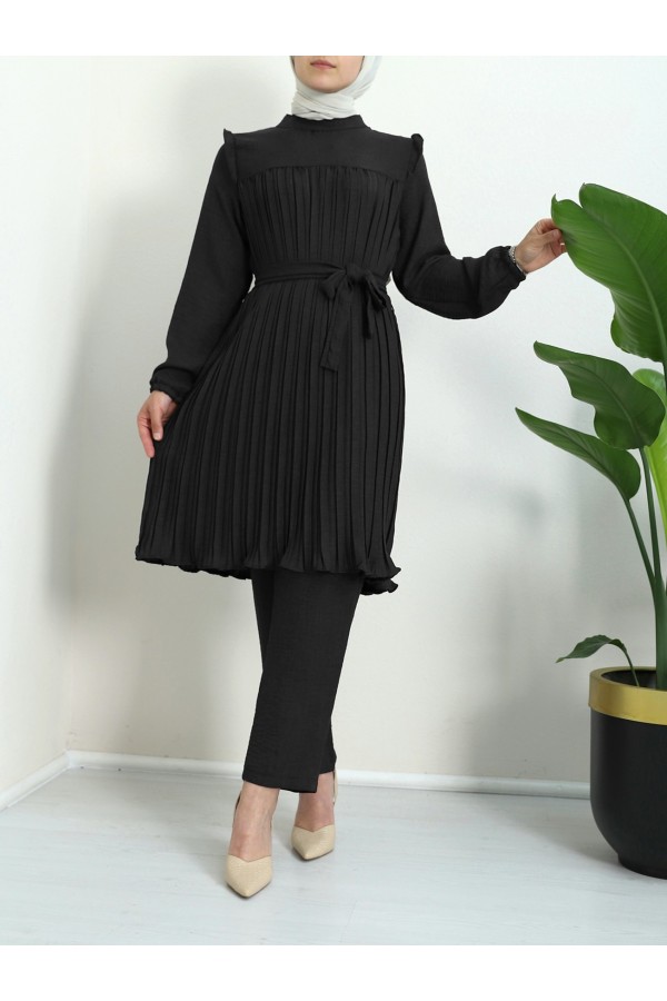 Yoke Pleated Waist Tied Double Suit -Black