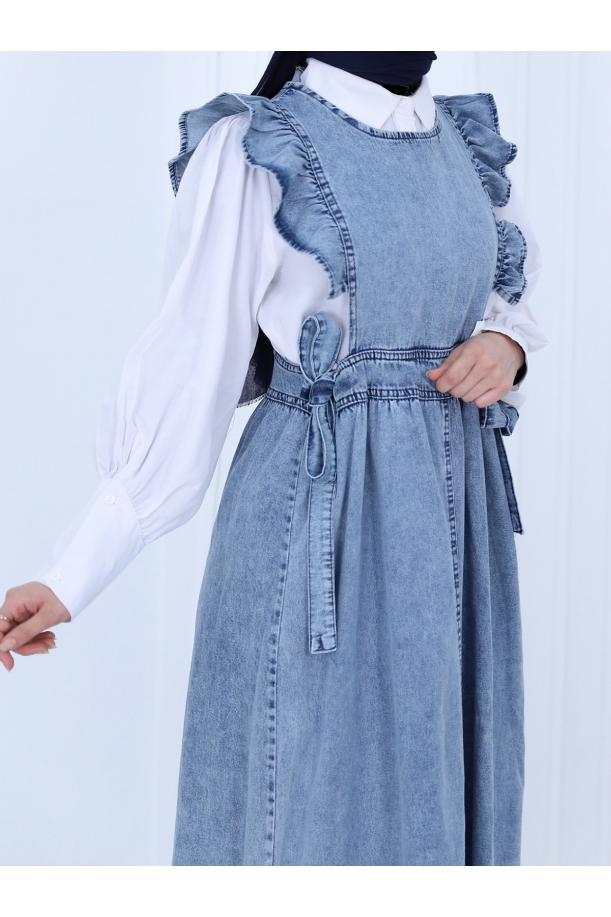 Frill Shoulders Zippered Side Tied Jeans Loose -Ice Blue