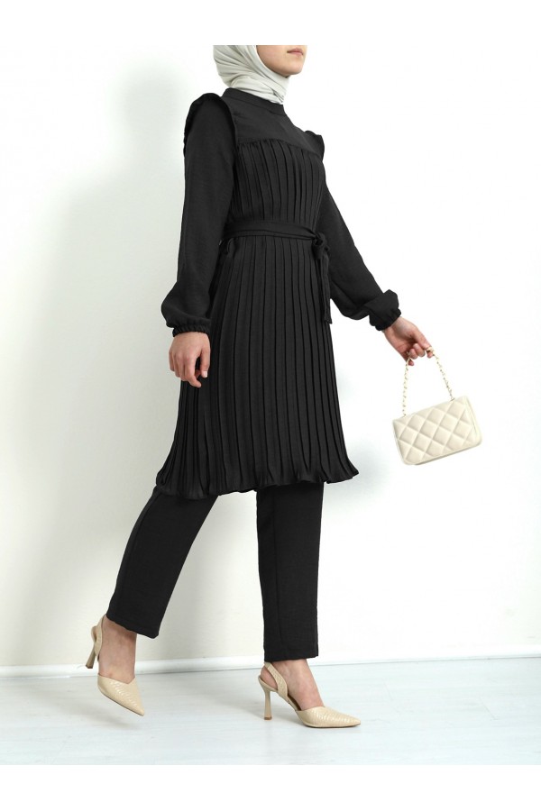 Yoke Pleated Waist Tied Double Suit -Black