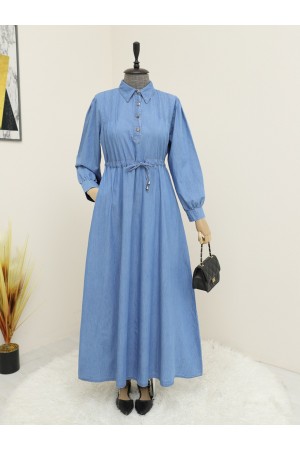 فستان من الدنيم مزين بثنيات على الكتف وجيب ونفق من الدانتيل -أزرق