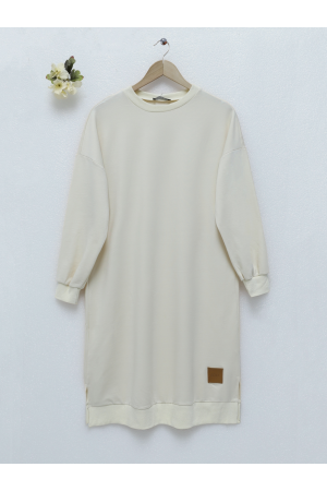 Eteği Arma Detaylı Yırtmaçlı Uzun Tunik     -Bej