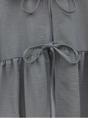 Önlük Yaka Taş Ve Boncuk Detaylı Önü Bağlamalı Takım  -Gri