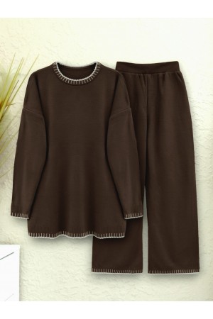 Yuvarlak Yaka Uçları Nakış Detaylı Triko Takım -Kahve