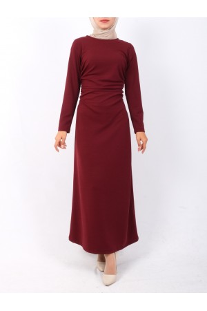 فستان محبوك من الكريب ليكرا، مجمع عند الخصر  -بوردو