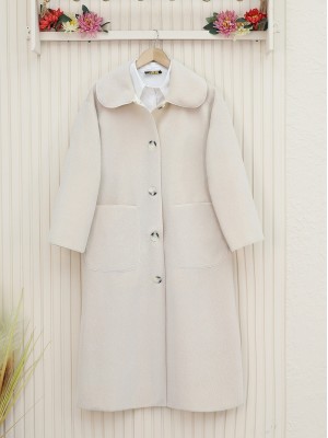 Boydan Düğmeli Cepli Kaban -Krem