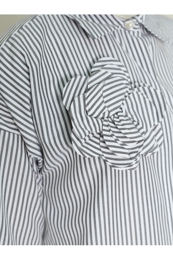 Pearl Button Striped Brooch Shirt  -Black