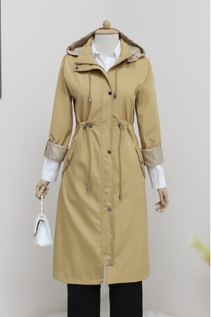 Kapşonu Çıkmalı Bağcıklı Trenckot -Tarçın
