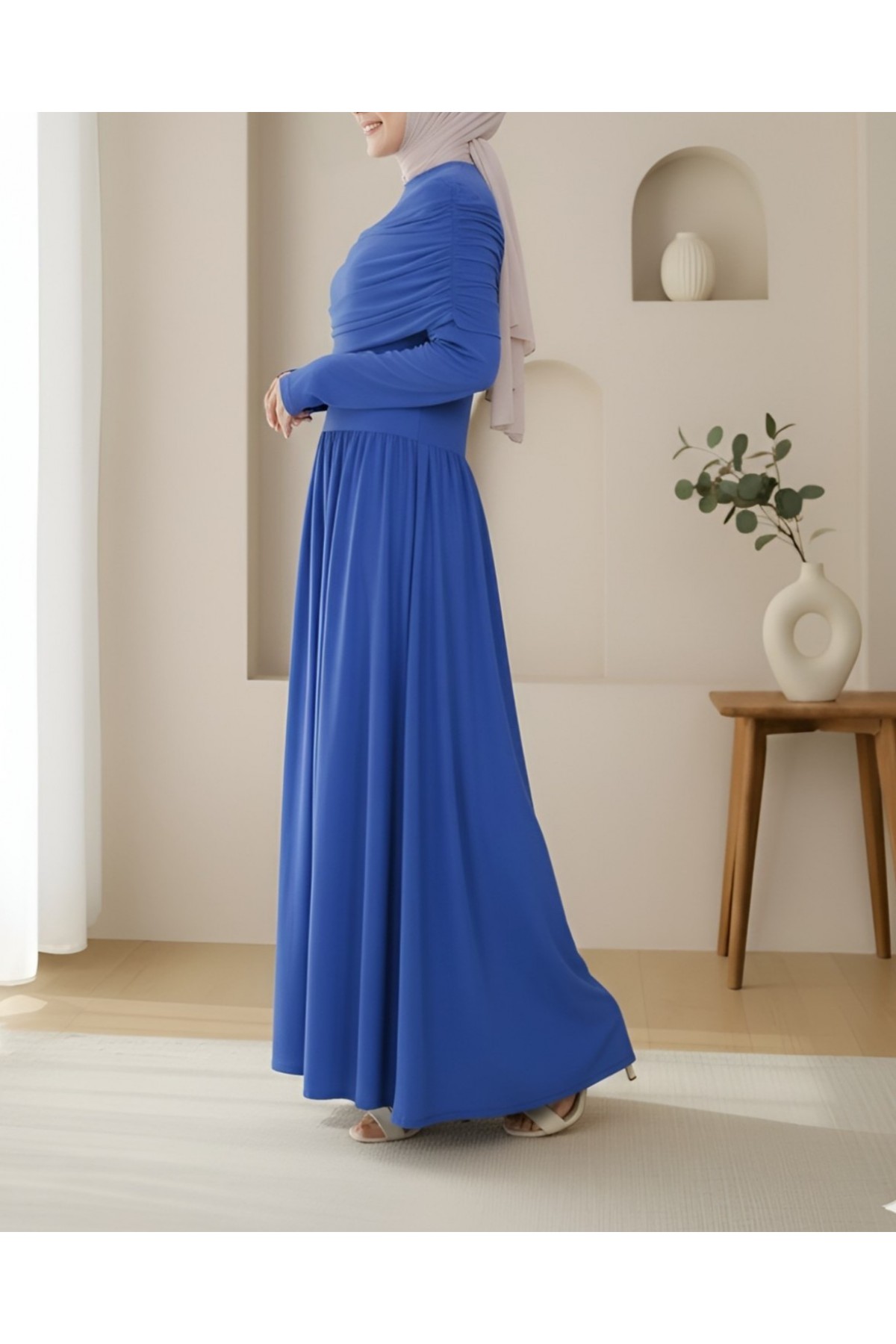Long Sandy Dress with Pleat Detail -Saxe 