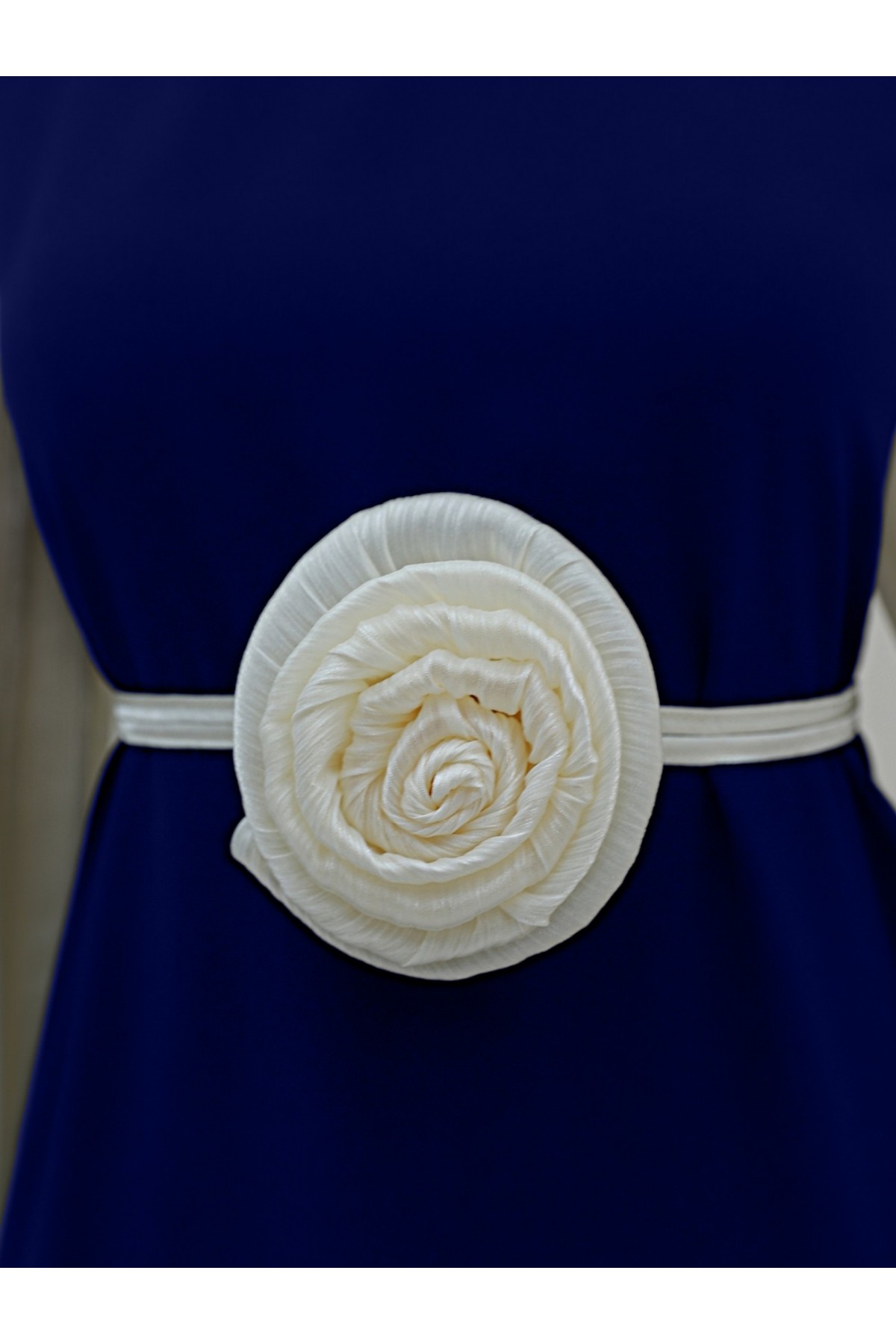 Rose Belted Dress with Gathered Sleeves -Navy blue