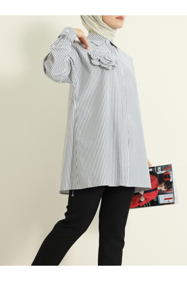 Pearl Button Striped Brooch Shirt  -Black