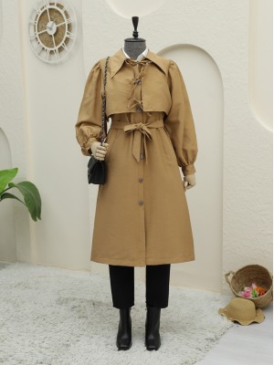 Önü Bağlama Detaylı Düğmeli Cepli Trençkot -Taba