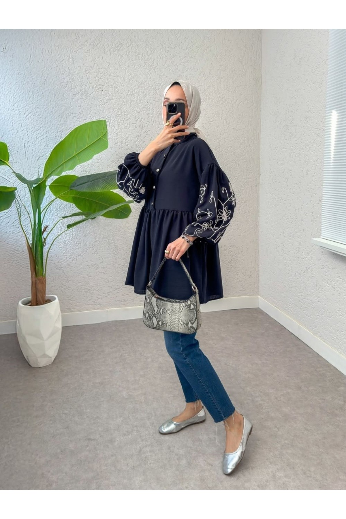 Half Buttoned Elastic Sleeve Embroidered Piece Tunic -Navy blue
