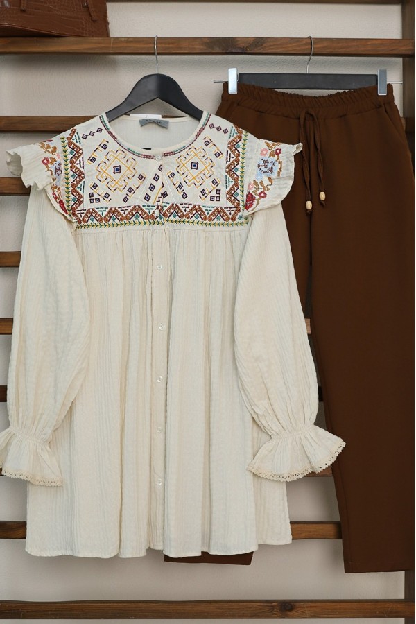 Ethnic Patterned Tunic with Elastic Sleeves - Beige