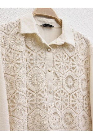 Dantel İşlemeli Eteği Düğme Detaylı Gömlek -Bej