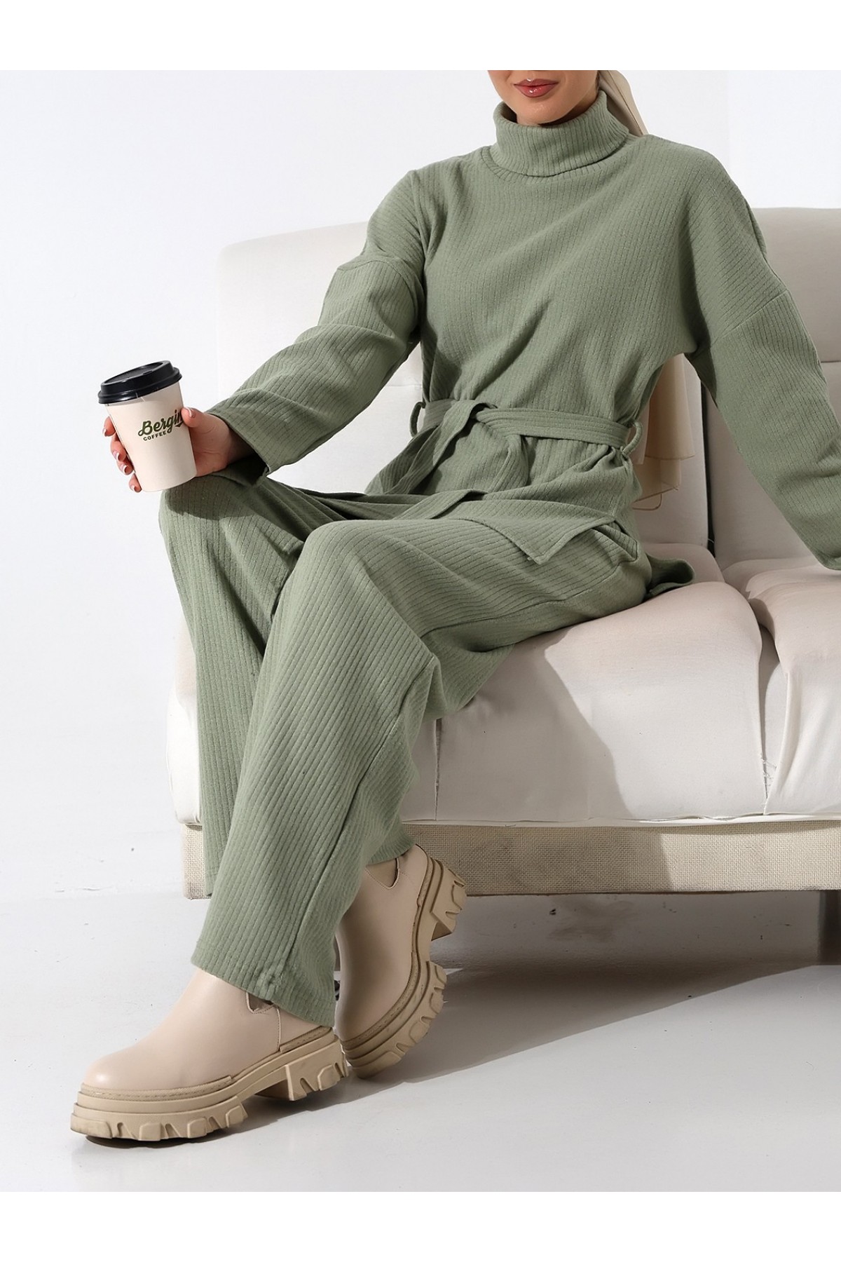 Half Turtleneck Belted Corduroy Suit -Sea green