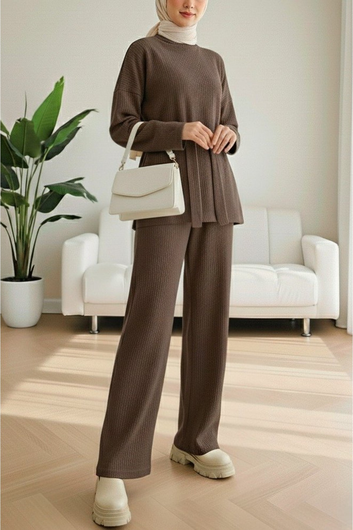 Half Turtleneck Belted Corduroy Suit -Brown