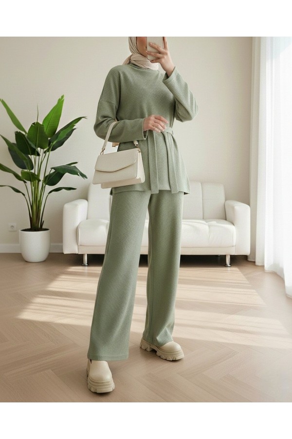 Half Turtleneck Belted Corduroy Suit -Sea green