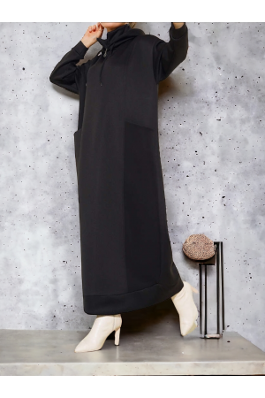 فستان سكوبا بغطاء للرأس بنصف رقبة مع جيوب على شكل حقيبة -أسود