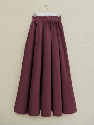 Pleated Bondit Skirt with Pockets  -Maroon