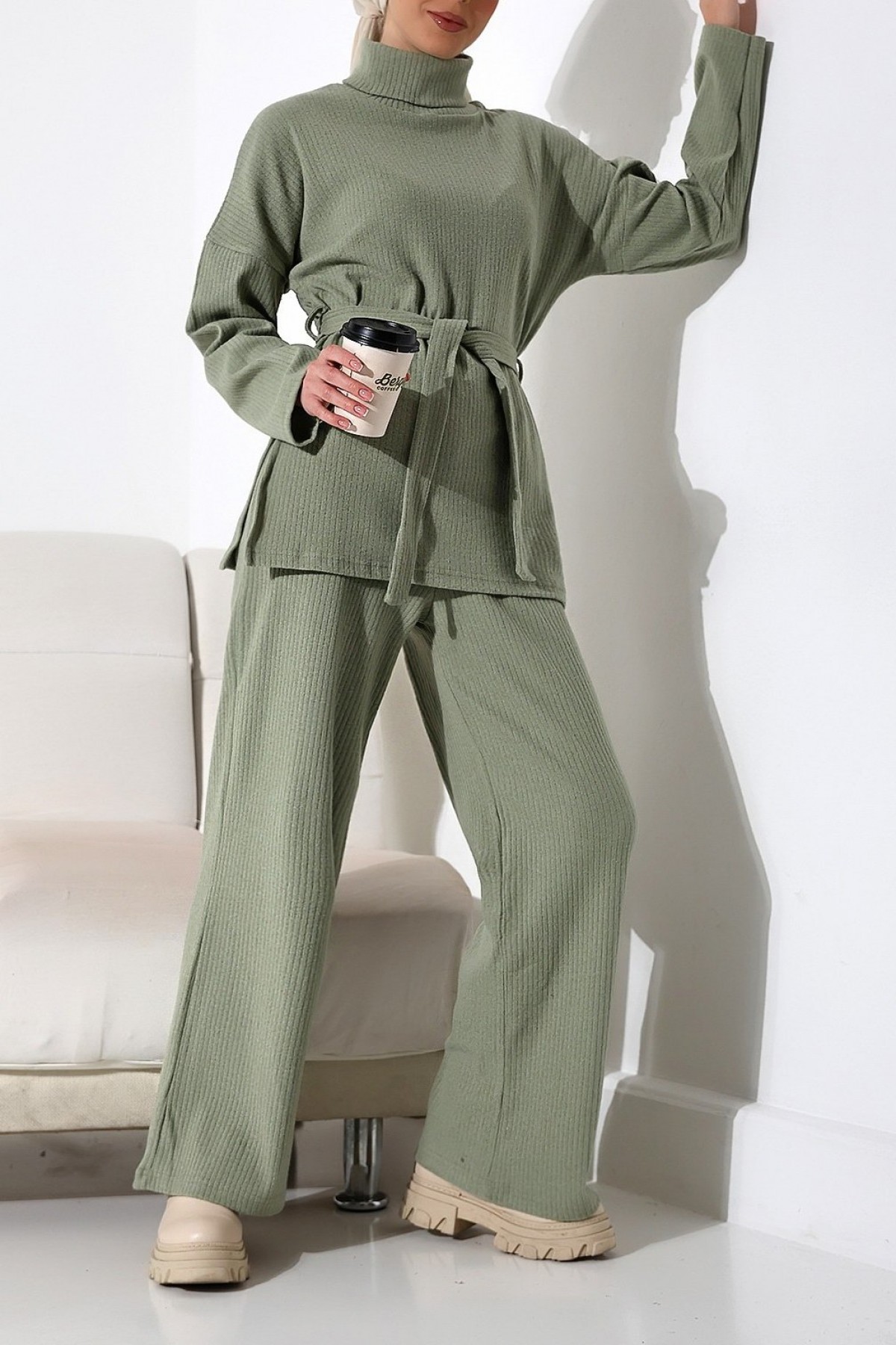 Half Turtleneck Belted Corduroy Suit -Sea green