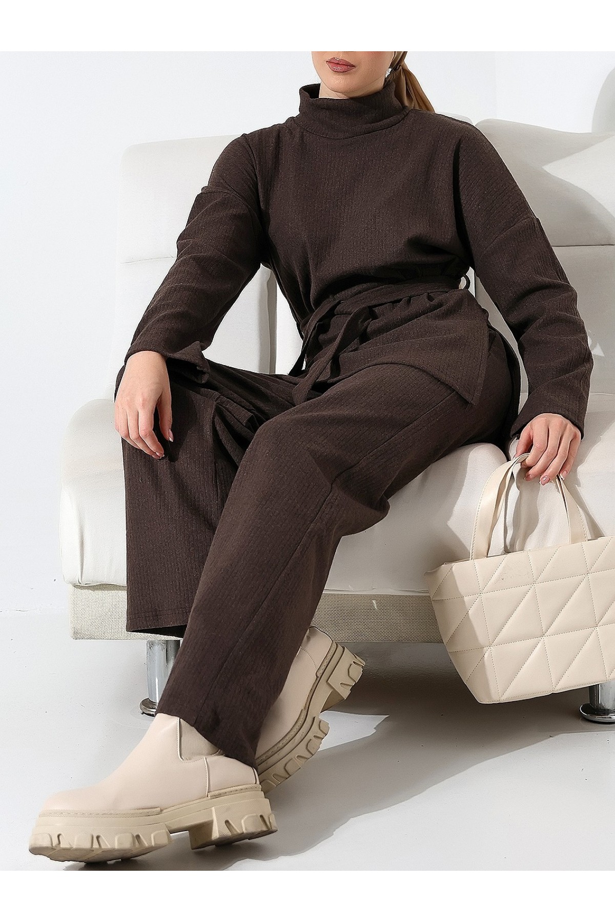 Half Turtleneck Belted Corduroy Suit -Brown